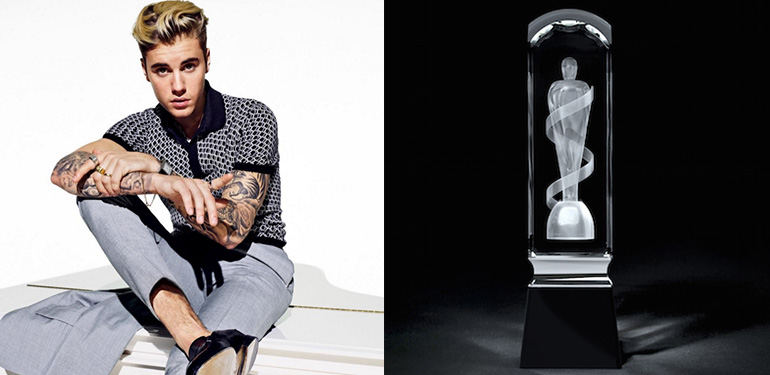 Justin Bieber booed at Juno Awards after winning Fan Choice, but