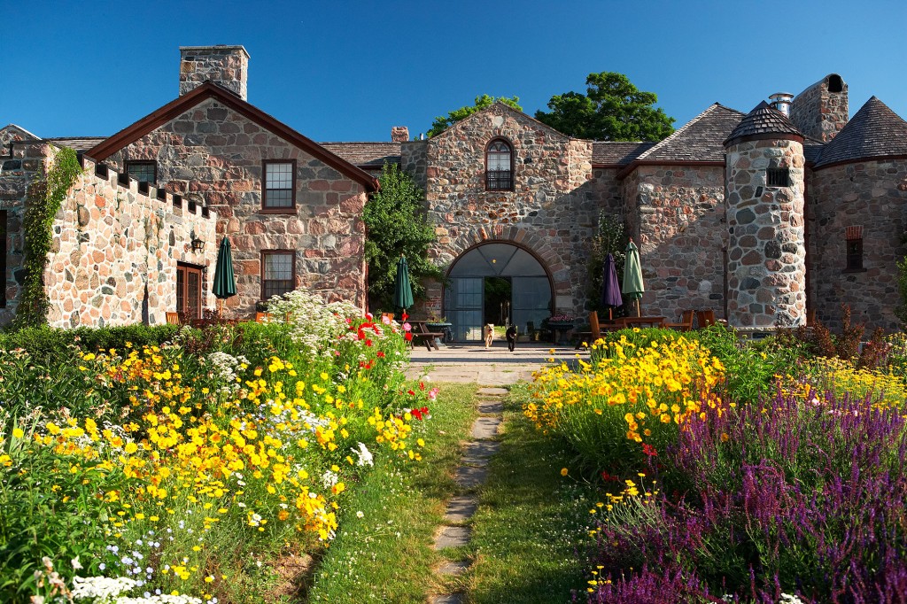 ste anne's spa being green