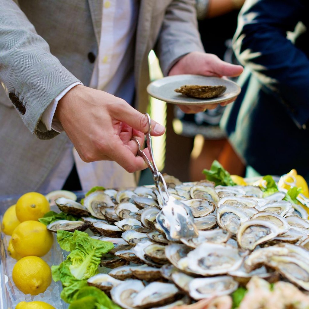 buck-a-shuck deals toronto