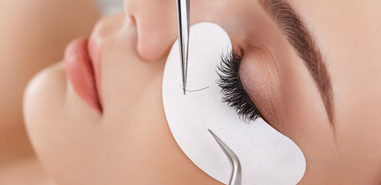 how to clean your eyelash extensions