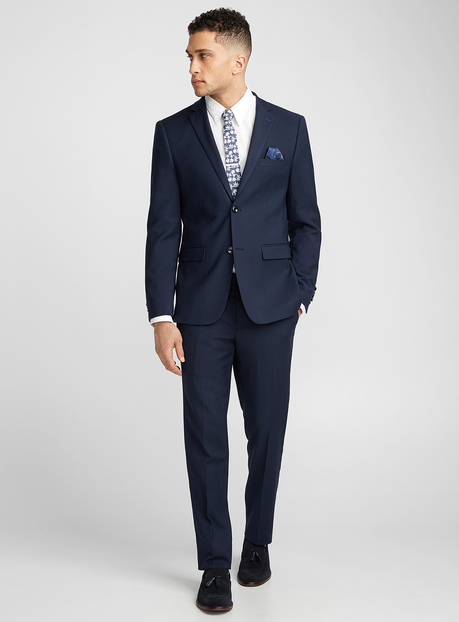 Mens Suiting