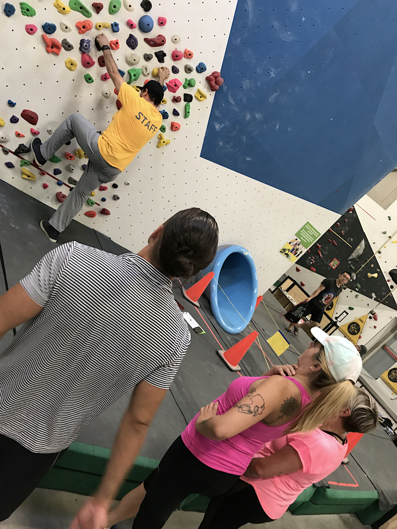 Hub Climbing in Markham - Rock Climbing and Bouldering Demo | View the VIBE Toronto