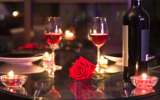 Toronto Date Night Hotspots | View the VIBE