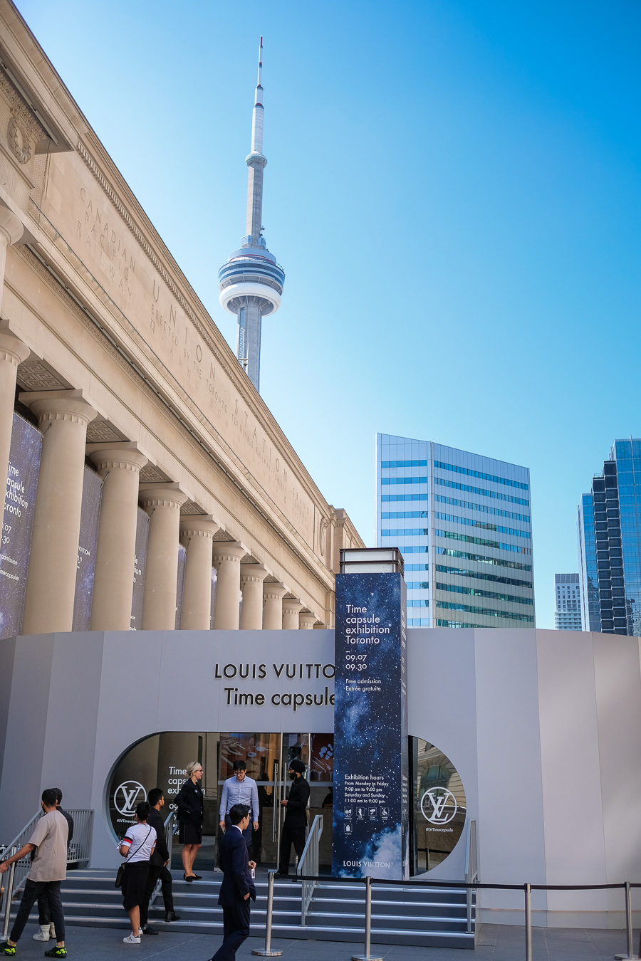 Crowd Of Peoples In Front The Time Capsule Exhibition By Louis