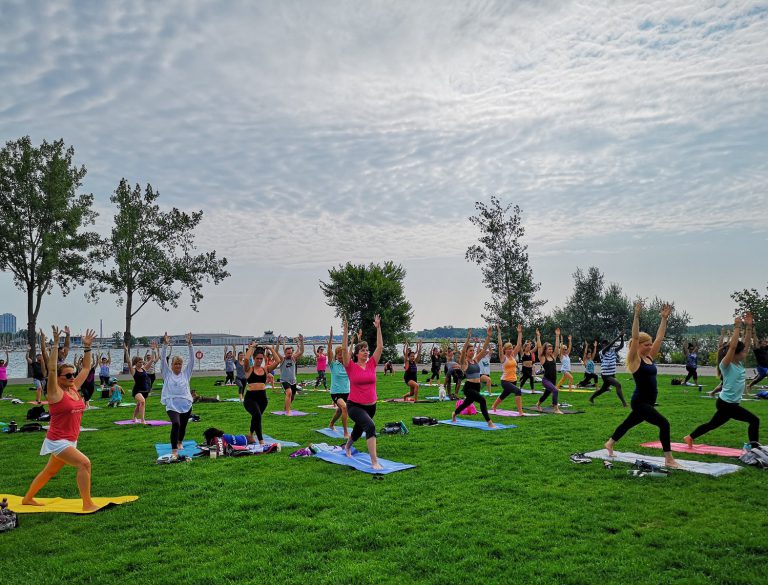 FREE yoga classes in Trillium Park