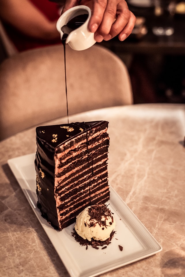 Louix Louis chocolate cake