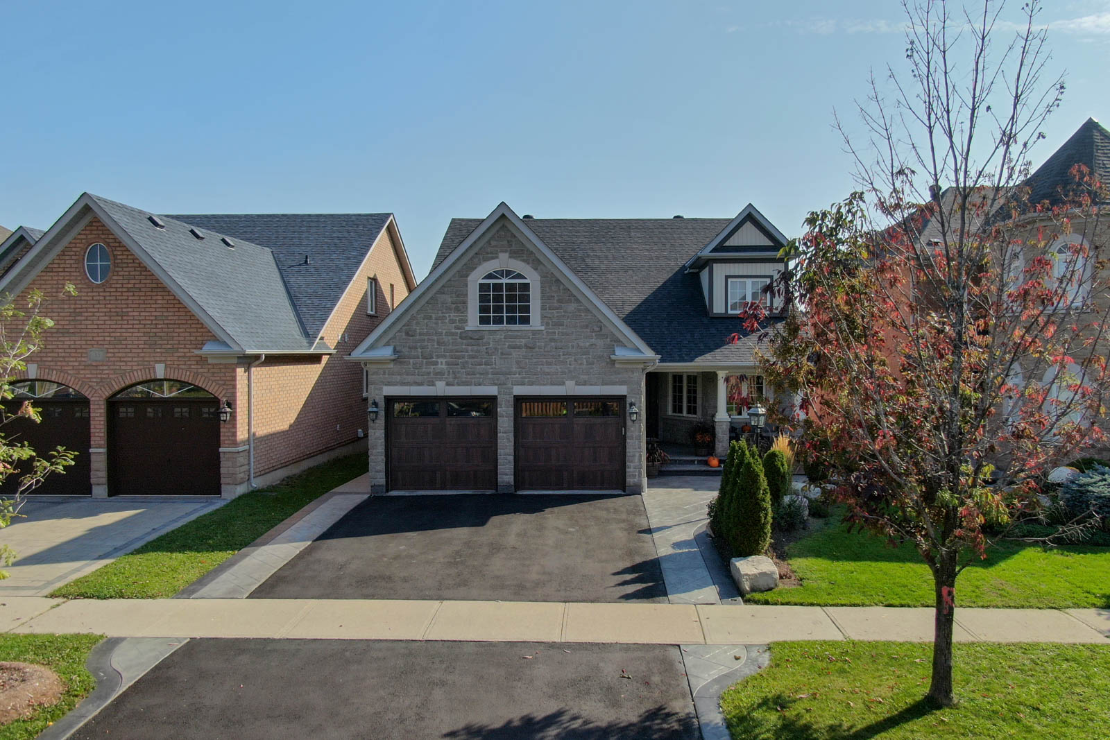 33 Grange Dr. Richmond Hill