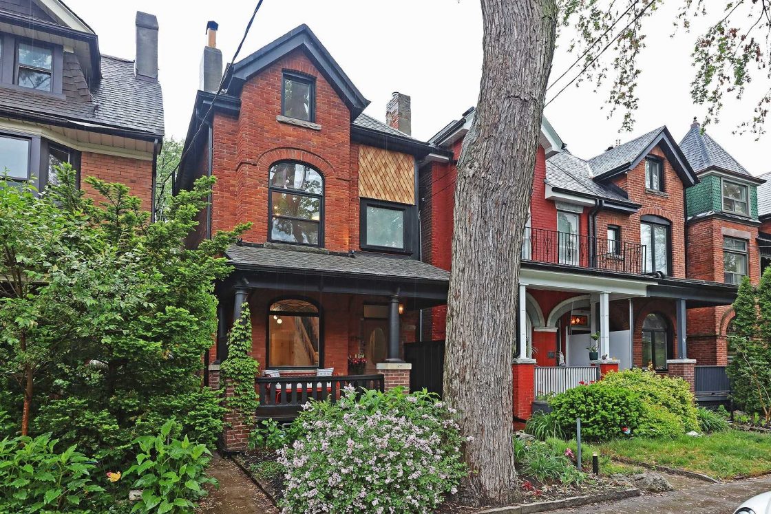 Home Of The Week 81 Victor Avenue View the VIBE Toronto