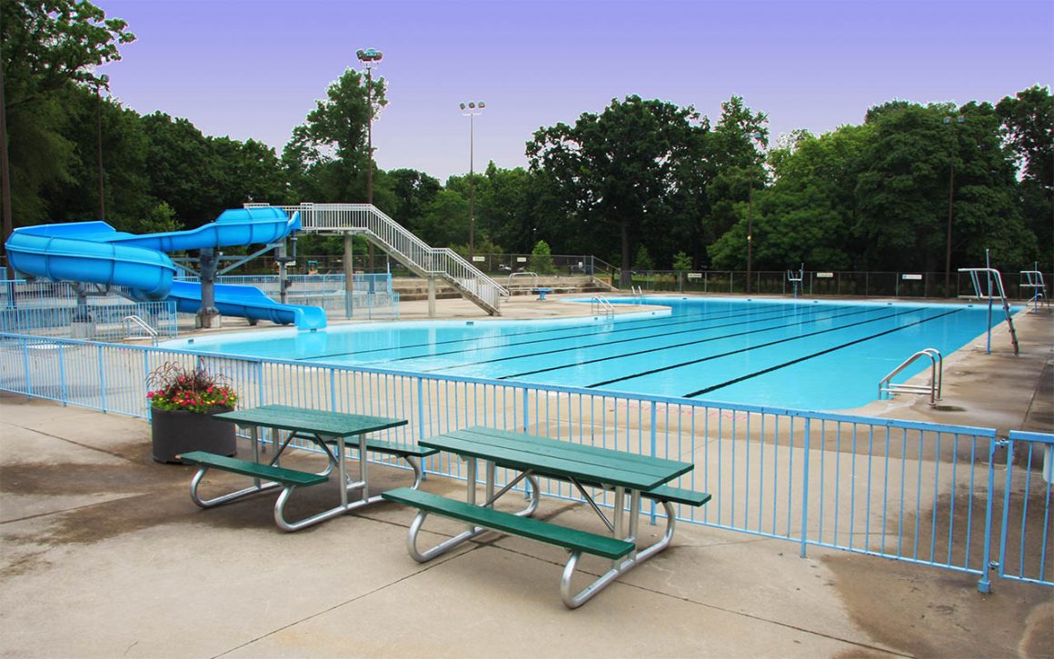 Only 10 Toronto Pools Are Reopening Tomorrow, Here's Where They Are