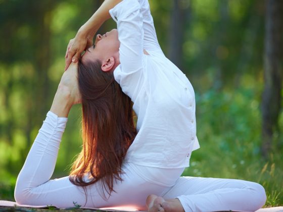 outdoor yoga in Toronto