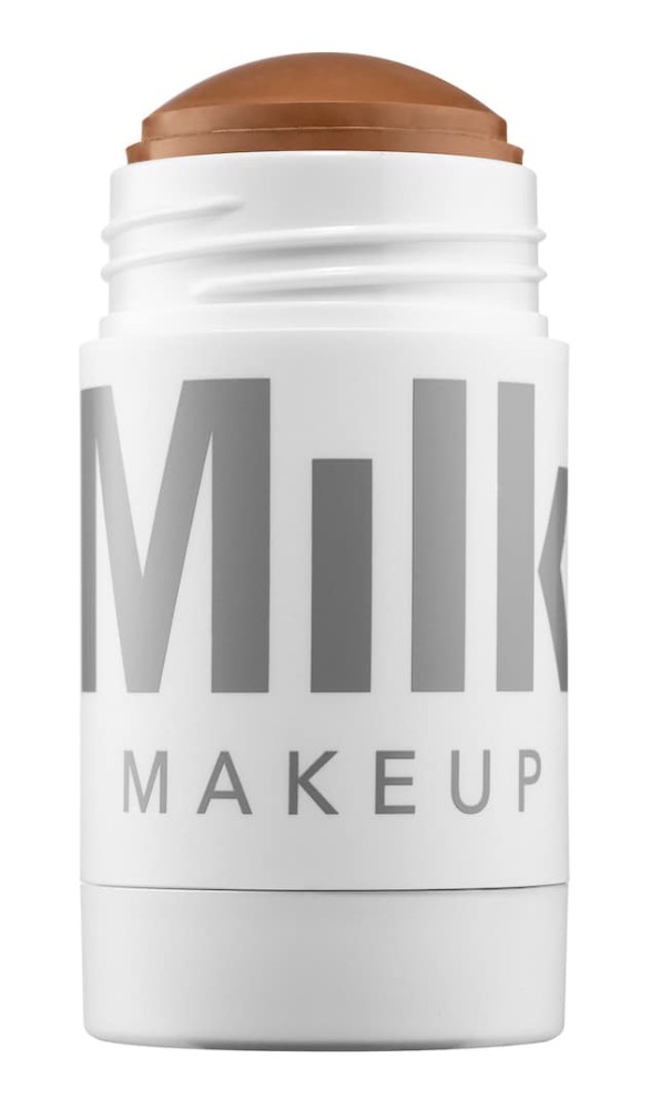 Milk makeup. Хайлайтер дочи Милк.