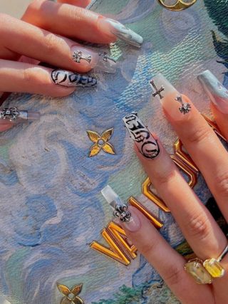 best nail salons in Toronto