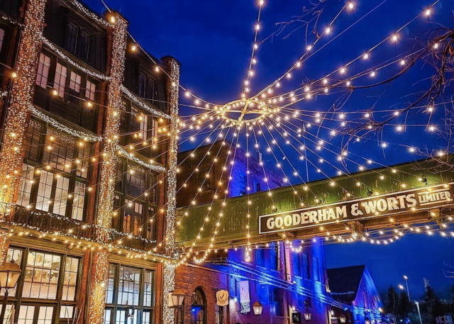 The Ultimate Guide To The Distillery Winter Village In Toronto - View ...