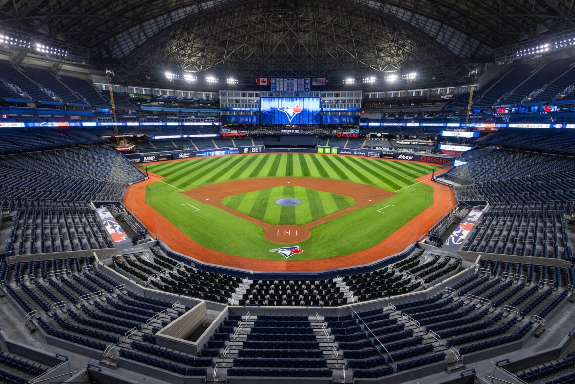 Blue Jays Home Opener $400 million dollar renovation phase 2 two completion Toronto Rogers Centre First Look