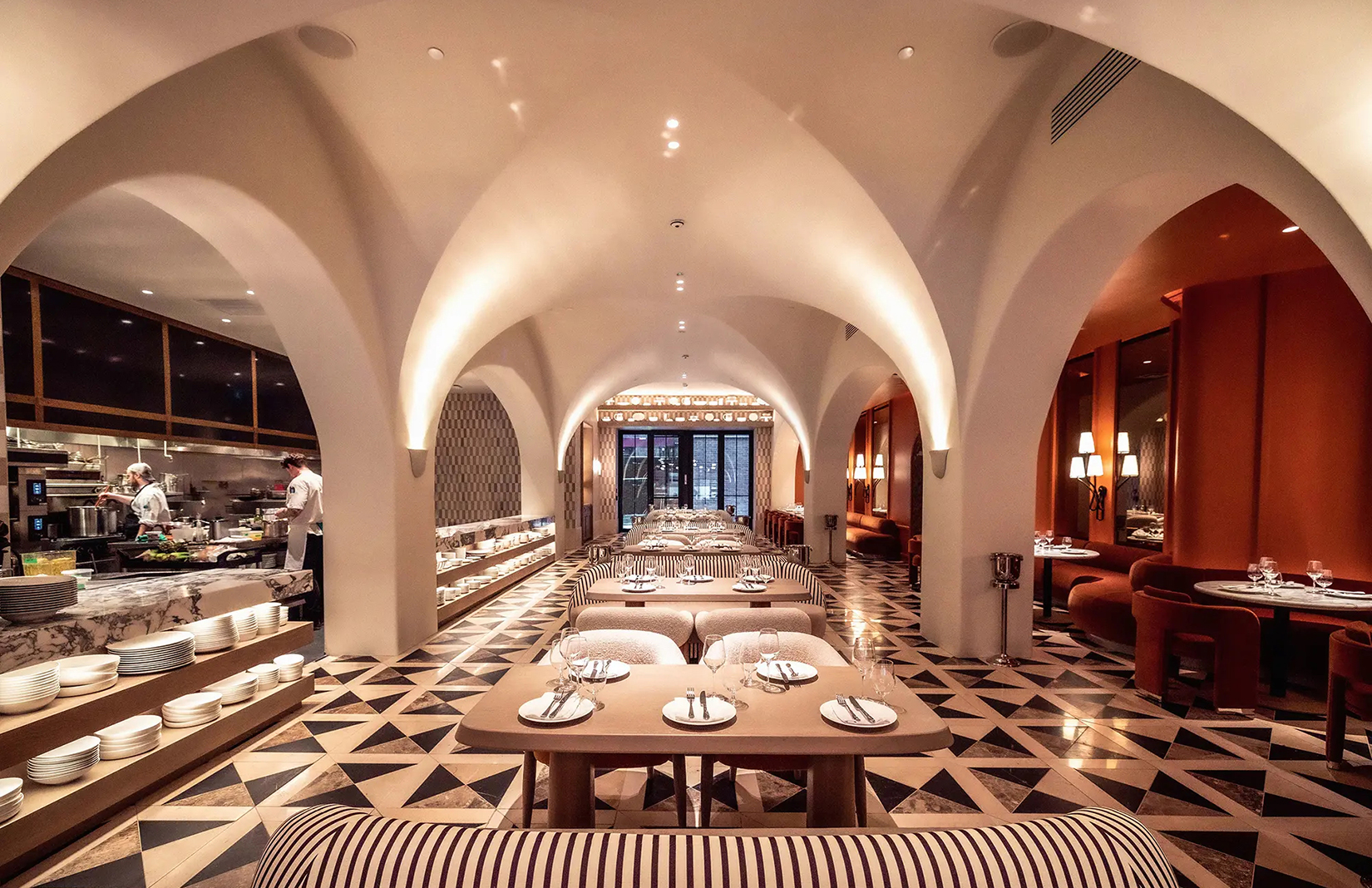 Daphne restaurant Toronto financial district top 100 opentable's best Brunch and Lunch spots in Canada, within GTA 