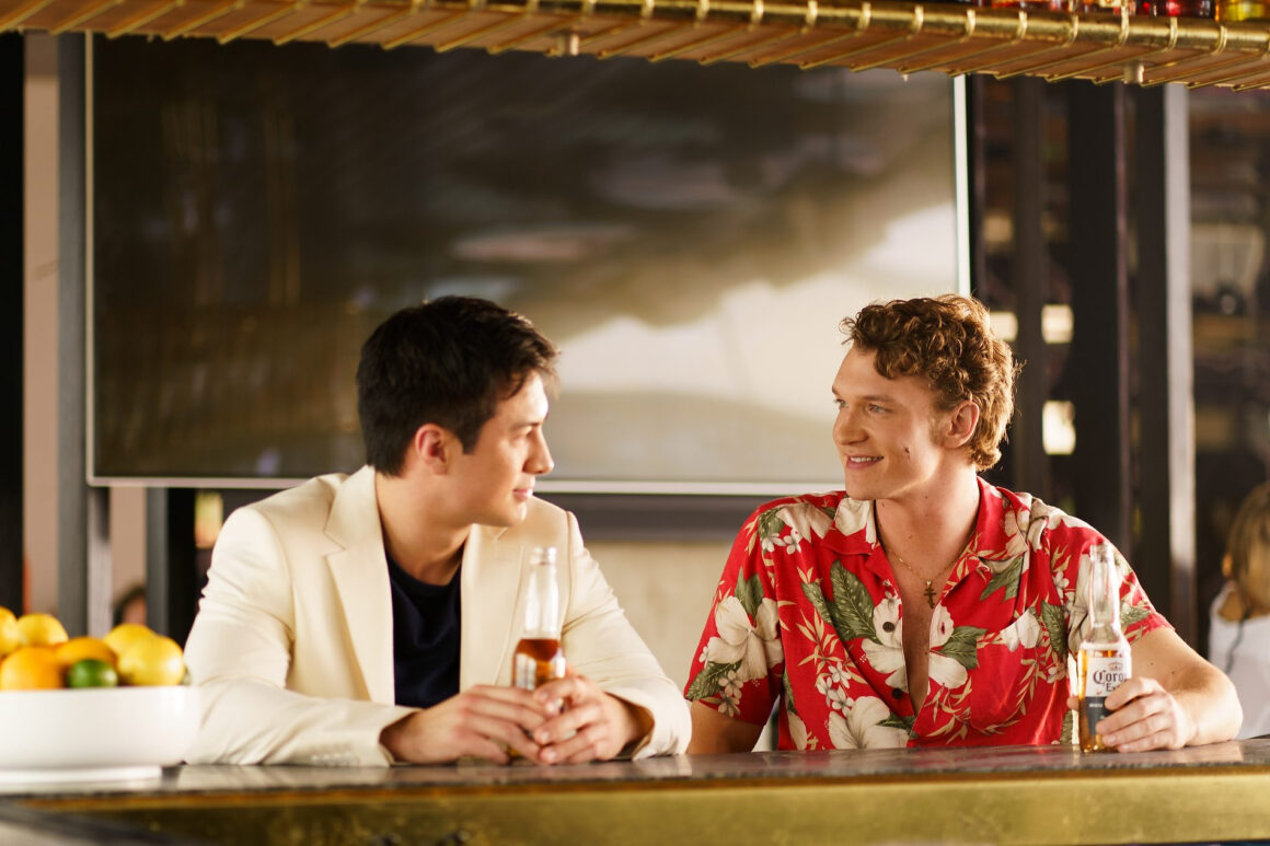 Shane and Ilya, at what we now know is the Lavelle rooftop lounge bar top. (Photo: Courtesy of Crave / Bell Media)